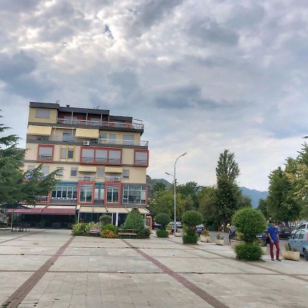 Llakmani Apartment Πόγραδετς Εξωτερικό φωτογραφία
